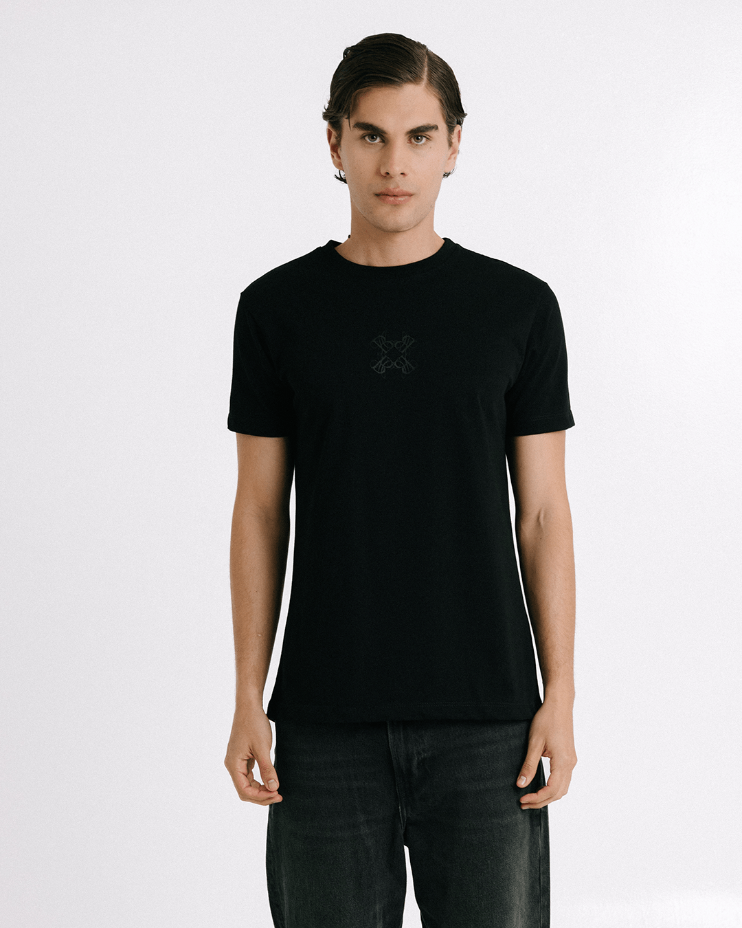 HAAKON BLACK T SHIRT