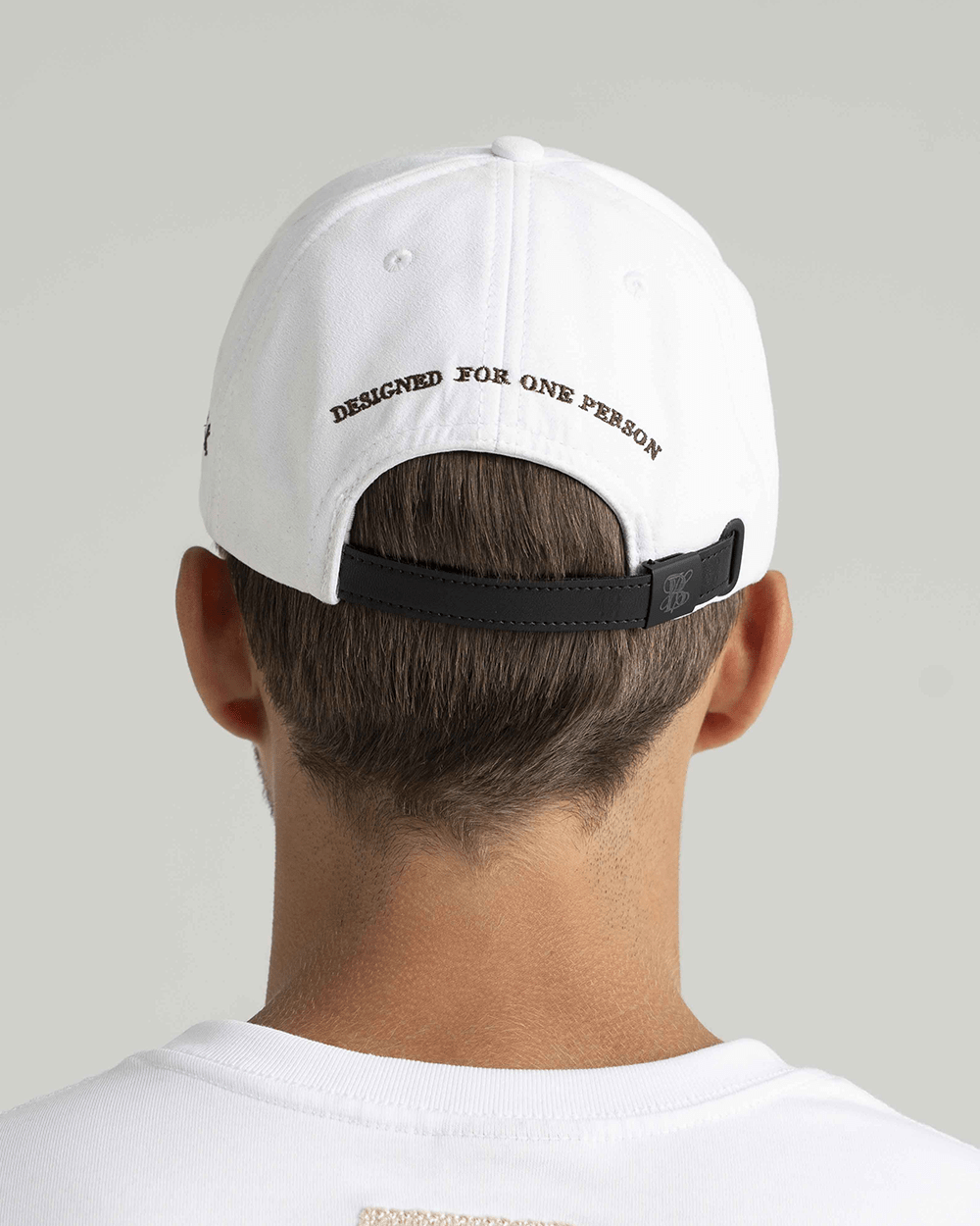 GORRA GUILIA BLANCA
