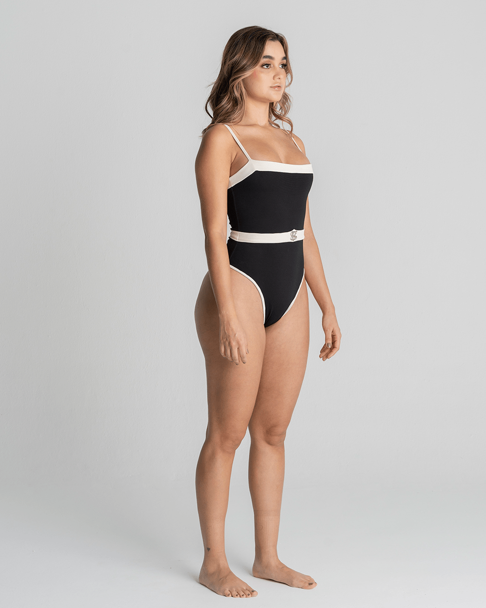 SHELL BLACK BODY WOMEN