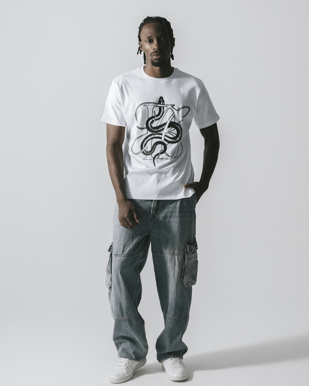 GLIESE WHITE T SHIRT